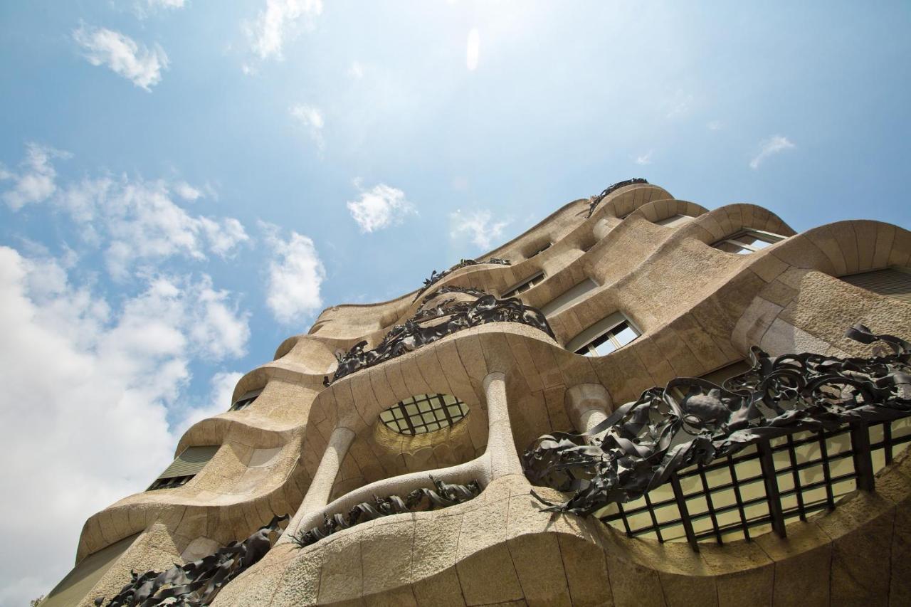 Muntanya - Apartments In Sagrada Familia Barcelona Exteriör bild